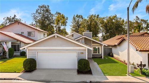 17 Atlanta, Irvine, CA, 92620-2503 | Card Image