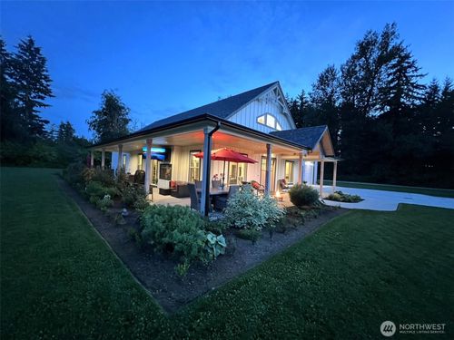 2495 River Rock Dr, Everson, WA, 98247-8211 | Card Image