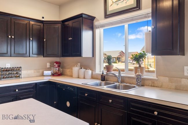 5525 May Fly St, House other with 3 bedrooms, 2 bathrooms and null parking in Bozeman MT | Image 16
