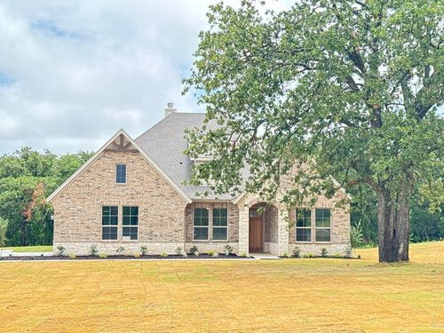 132 Oak Grove Way, Springtown, TX, 76082-0015 | Card Image