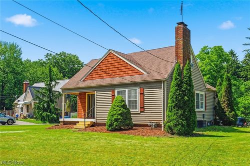 1793 E Turkeyfoot Lake Road, Akron, OH, 44312 | Card Image