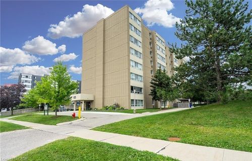 804-65 Highland Cres, Kitchener, ON, N2M5M8 | Card Image