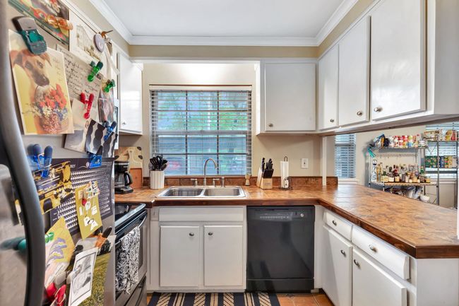 422 Bowling Ave, Condo with 2 bedrooms, 1 bathrooms and 1 parking in Nashville TN | Image 10