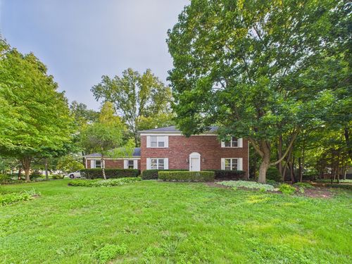 1136 Pine Ct, Batavia, IL, 60510-3211 | Card Image