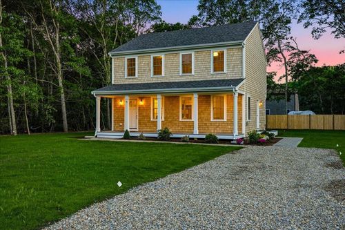 41 Avalon Dr, East Falmouth, MA, 02536-5907 | Card Image