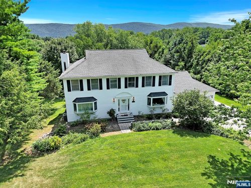 12 E Gate Dr, Glenwood, NJ, 07418-2008 | Card Image