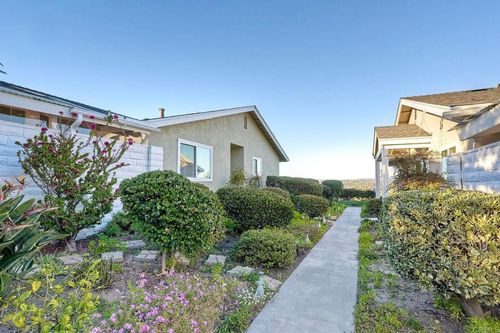 4314 Auklet Way, Oceanside, CA, 92057-7501 | Card Image
