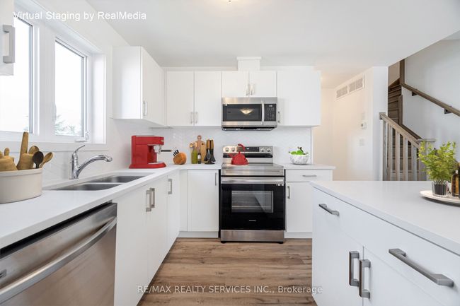 222 - 4263 4 Th Ave, Condo with 3 bedrooms, 3 bathrooms and 2 parking in Niagara Falls ON | Image 6