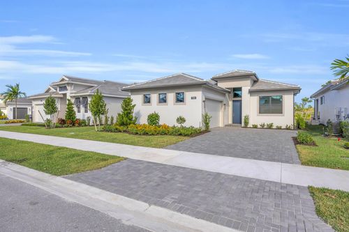7155 Se Amalfi Ln, Stuart, FL, 34997-6455 | Card Image