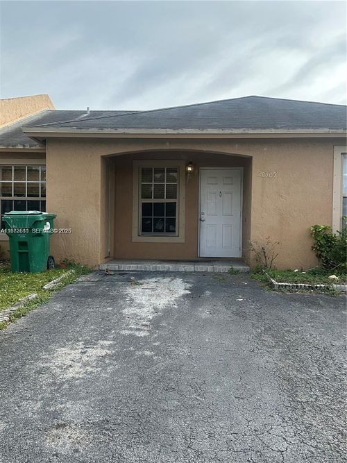 20305 Nw 27th Ct, Miami Gardens, FL, 33056-2138 | Card Image