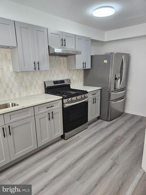 7039 Kindred St, PHILADELPHIA, PA, 19149-1724 | Card Image