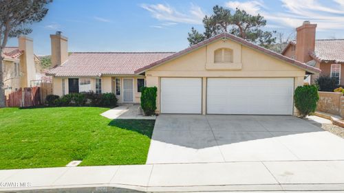 3046 Hampton Road, Palmdale, CA, 93551 | Card Image