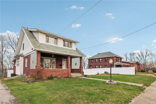 704 Broadway Ave, East Mc Keesport, PA, 15035-1143 | Card Image