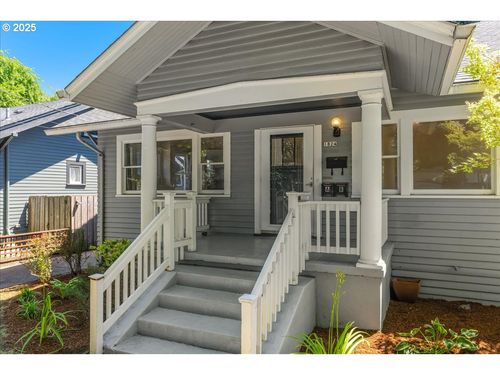 1824 Ne 52nd Ave, Portland, OR, 97213-2730 | Card Image