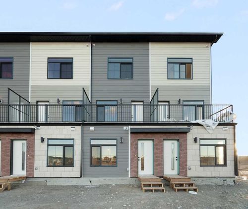 202-156 Park St, Cochrane, AB, T4C3H3 | Card Image