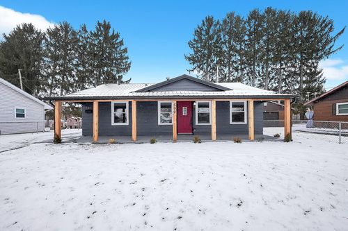 590 Seneca Dr, Newark, OH, 43055-3767 | Card Image