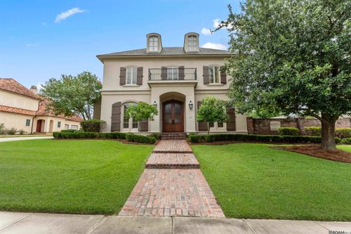 2611 Cedar Lodge Dr, Baton Rouge, LA, 70809-1058 | Card Image