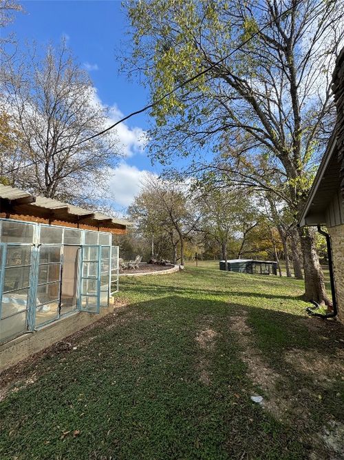 6011 Nuckols Crossing Rd, Austin, TX, 78744-4555 | Card Image