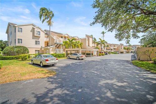 d203-2651 Citrus Lake Dr, NAPLES, FL, 34109-7662 | Card Image