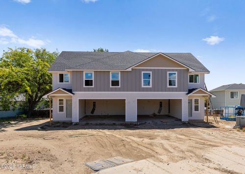 4400 Alpine Way, Yakima, WA, 98908 | Card Image