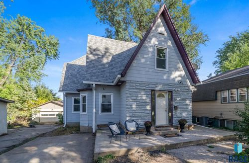 824 N Walts Ave Avenue, Sioux Falls, SD, 57104 | Card Image