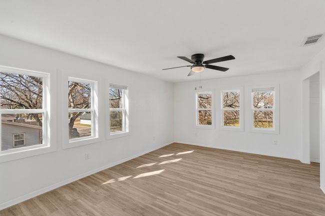 211 Almond St, House other with 4 bedrooms, 3 bathrooms and null parking in Waxahachie TX | Image 23