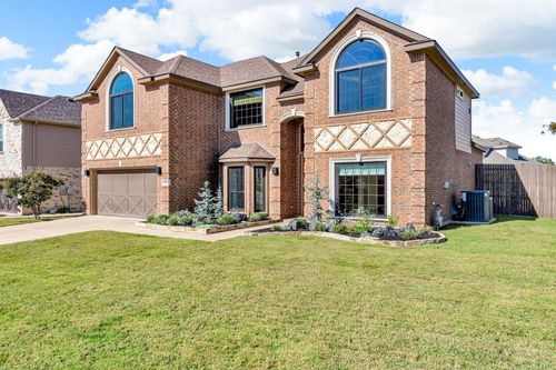 1001 Bell Oak Dr, Kennedale, TX, 76060-5622 | Card Image
