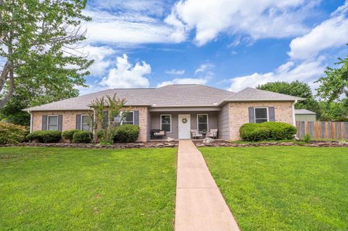 155 Mapleleaf Cir, Hot Springs, AR, 71901-3368 | Card Image
