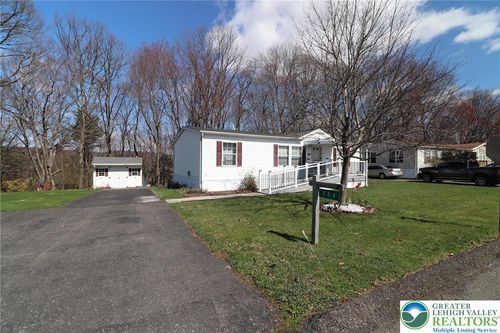 124 Ashley Ln, LEHIGHTON, PA, 18235-4245 | Card Image