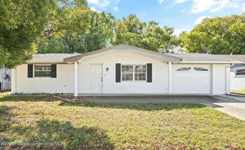 7240 Nova Scotia Dr, Port Richey, FL, 34668-5733 | Card Image