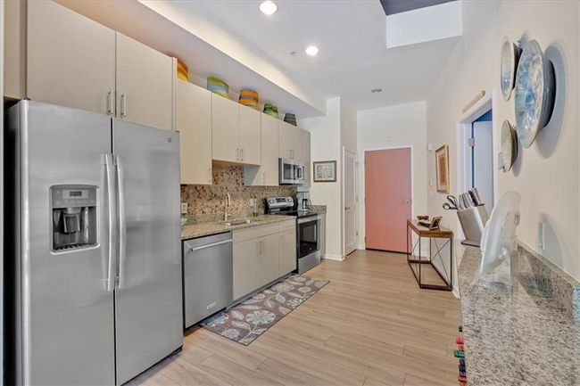 UNIT-112 - 3400 Malone Dr, Condo with 2 bedrooms, 2 bathrooms and null parking in Chamblee GA | Image 9