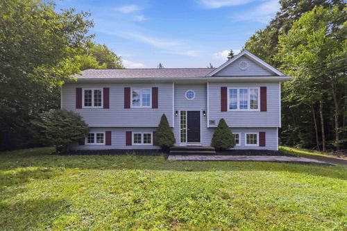 196 St George Blvd, Hammonds Plains, NS, B4B1K7 | Card Image