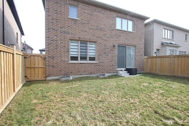 16 Dolucci Cres, House other with 4 bedrooms, 3 bathrooms and 2 parking in Brampton ON | Image 31