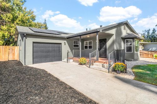 173 Clinton St, Yuba City, CA, 95991-5809 | Card Image