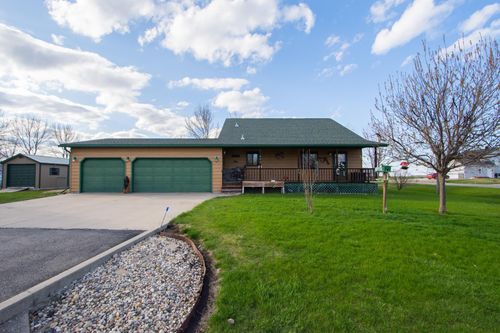 495 3rd Avenue, Davenport, ND, 58021 | Card Image