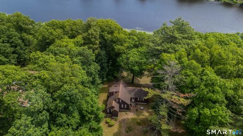45 Lakeview Blvd, Avon, CT, 06001-3441 | Card Image