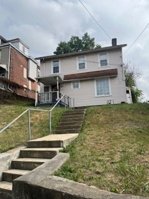 160 Hazelwood Ave, Hazelwood, PA, 15207-1565 | Card Image