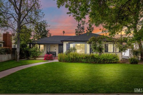 3025 19th St, Bakersfield, CA, 93301-3120 | Card Image