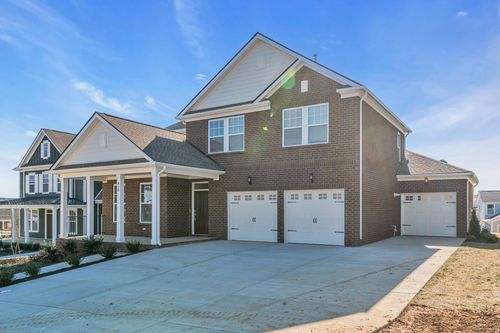 818 Nightingale Ave, Hendersonville, TN, 37075-2787 | Card Image