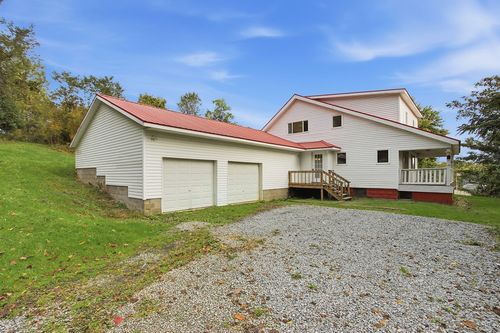 75 Calhoun Rd, Elizabeth, PA, 15037-3026 | Card Image