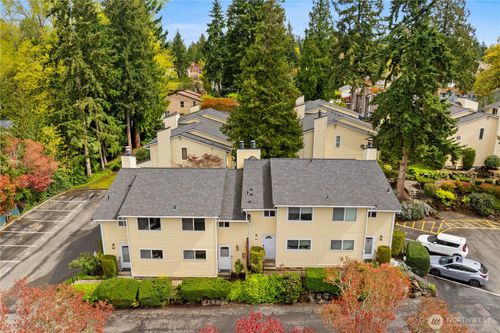 e2-12024 101st Ave Ne, Kirkland, WA, 98034-6736 | Card Image