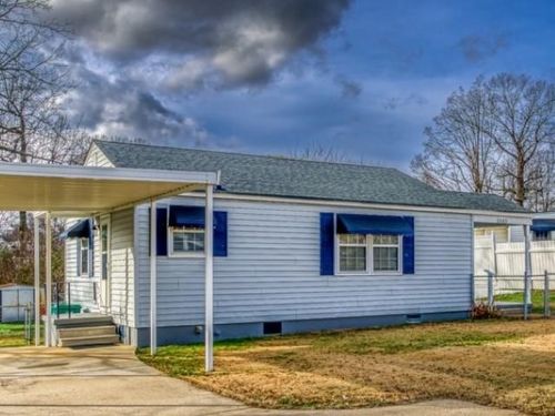 3323 Oakwood Blvd, Sheffield, AL, 35660-3535 | Card Image