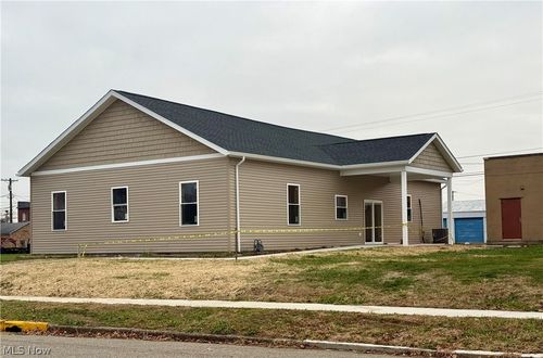 118 E Russell Ave, West Lafayette, OH, 43845-1234 | Card Image