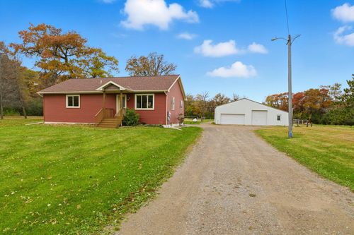 3135 Quarry Rd Ne, Sauk Rapids, MN, 56379-8710 | Card Image