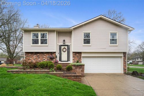 23643 Nilan Dr, Novi, MI, 48375-3634 | Card Image