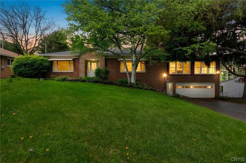 43 Ely Dr, Fayetteville, NY, 13066-1001 | Card Image