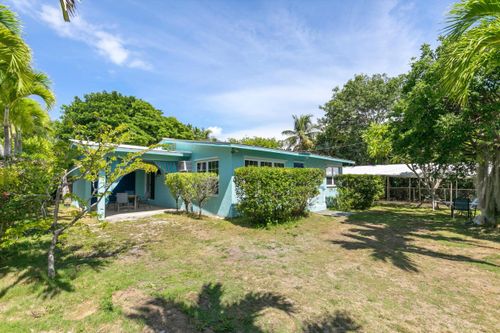 2828 Central Ave, Big Pine Key, FL, 33043-6215 | Card Image
