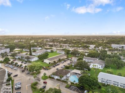 160 - 160 Westbury I, Condo with 2 bedrooms, 2 bathrooms and null parking in Deerfield Beach FL | Image 2