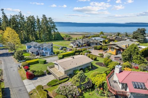 731 Melody Ln, Edmonds, WA, 98020-2649 | Card Image
