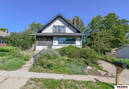 2810 Cable Ave, Lincoln, NE, 68502-3225 | Card Image